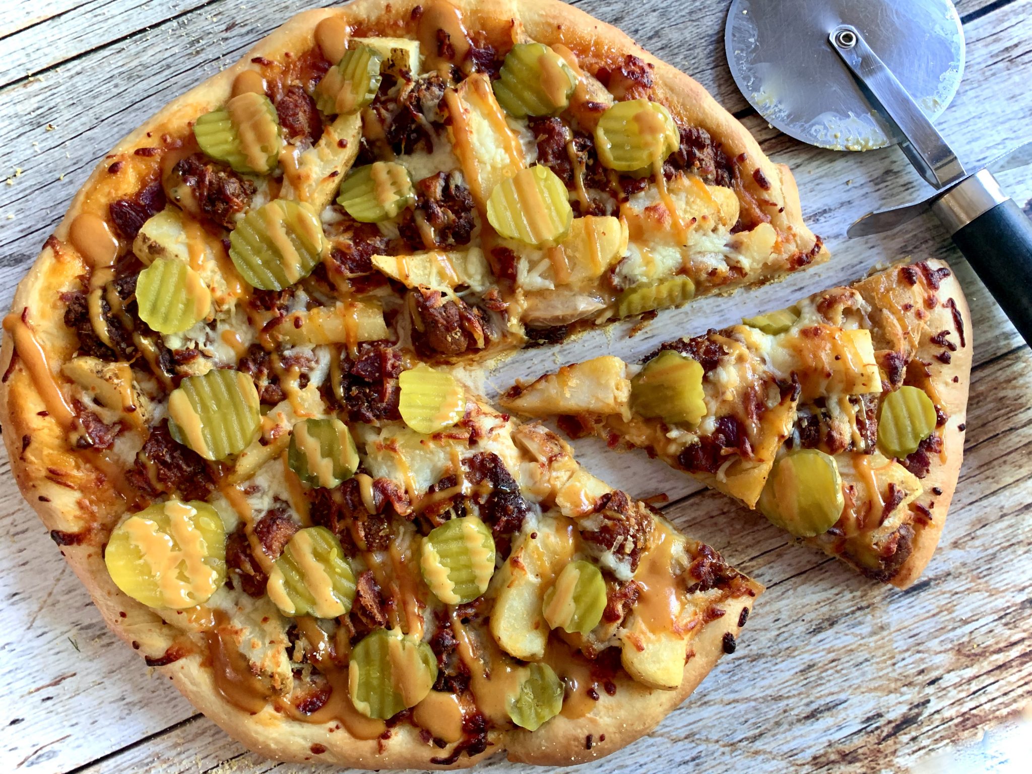FRIED CHICKEN PIZZA WITH CHICKFILA SAUCE Dish off the Block