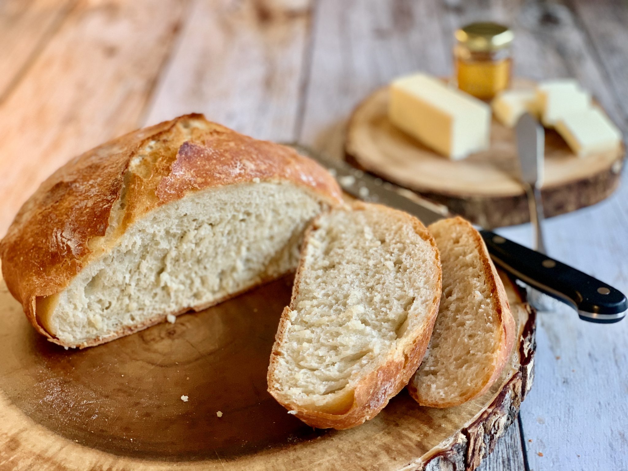 EASY DUTCH OVEN ARTISAN BREAD Dish off the Block