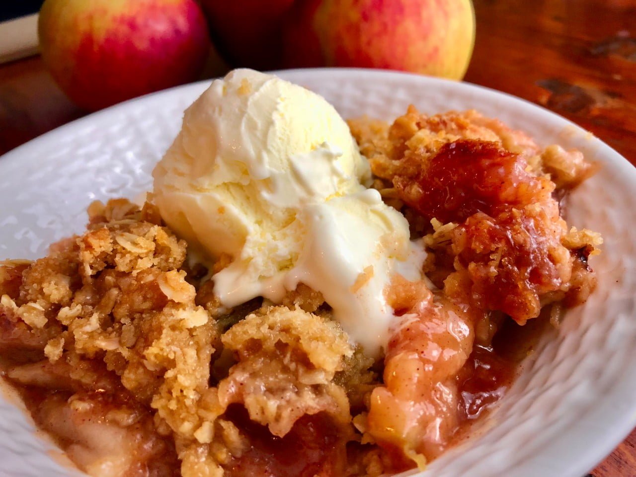 APPLE CRISP - Dish off the Block
