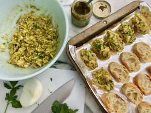 CHEESY BACON AND SEA ASPARAGUS PESTO CROSTINI