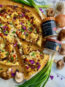 SERIOUS FOODIE CHINESE BBQ CHICKEN AND MUSHROOM PIZZA WITH VIETNAMESE CHILI HOT SAUCE KICK