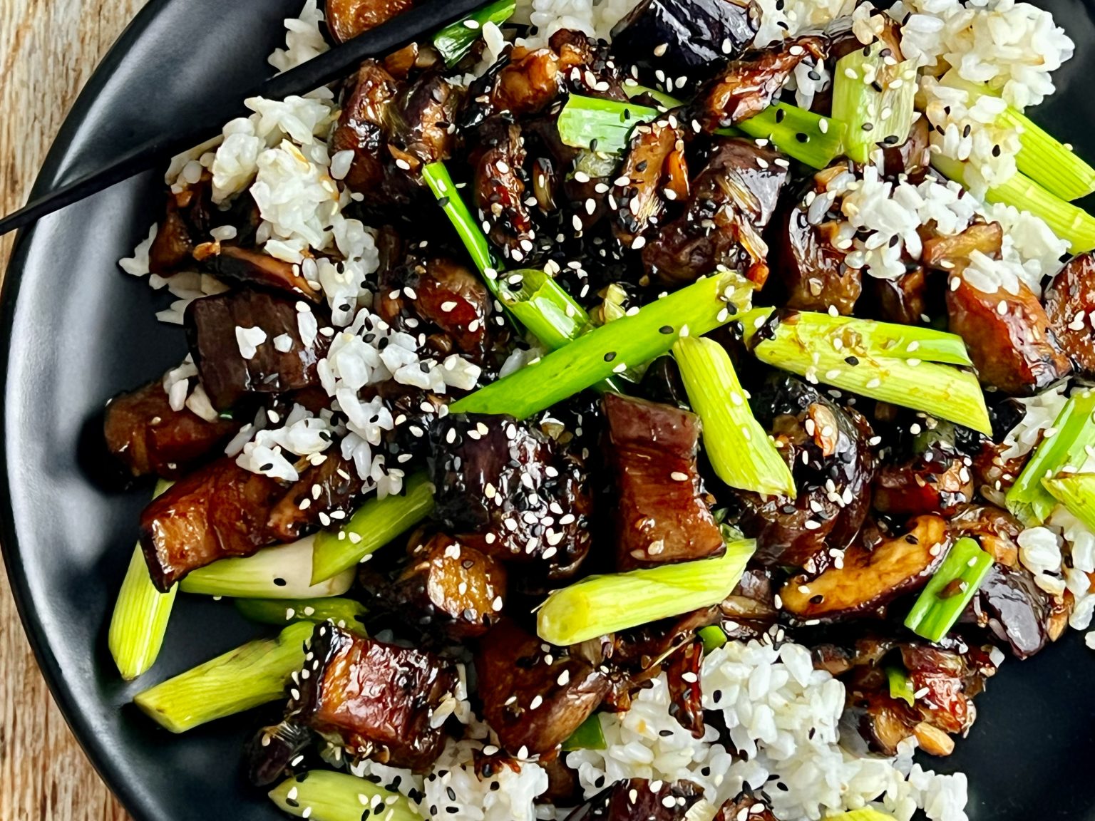 JAPANESE EGGPLANT STIR FRY IN HOISIN SESAME GLAZE - Dish off the Block