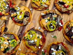 NAAN-TRADITIONAL STEAK AND PEPPER MINI PIZZAS