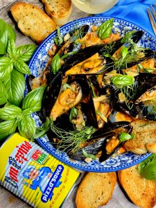 Don Pepino Creamy Tomato Mussels With Pancetta And Fennel (And A Little Kick!) 3 Don Pepino Creamy Tomato Mussels With Pancetta And Fennel (And A Little Kick!)