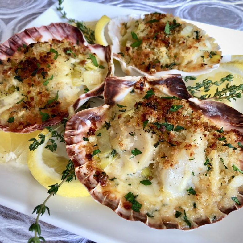 SCALLOPS AU GRATIN